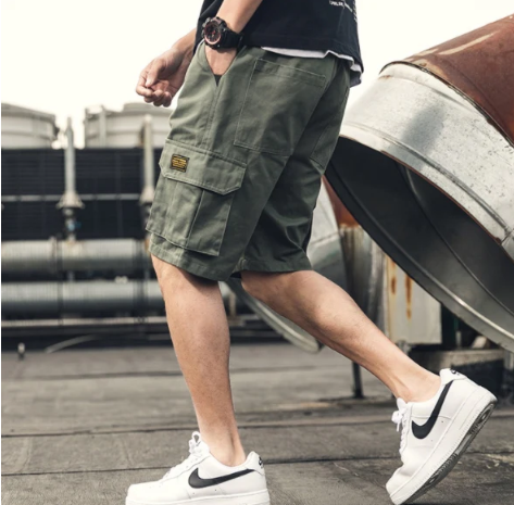 Men’s Cargo Shorts: The Ultimate Blend of Utility and Comfort for Hardworking Days